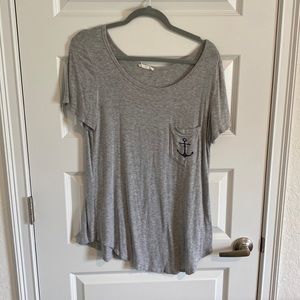 Gray T-shirt that says hope is the anchor of my soul